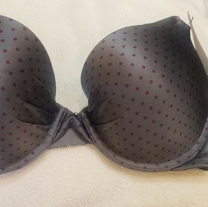 Beautiful "polkadot" Maidenform Bra